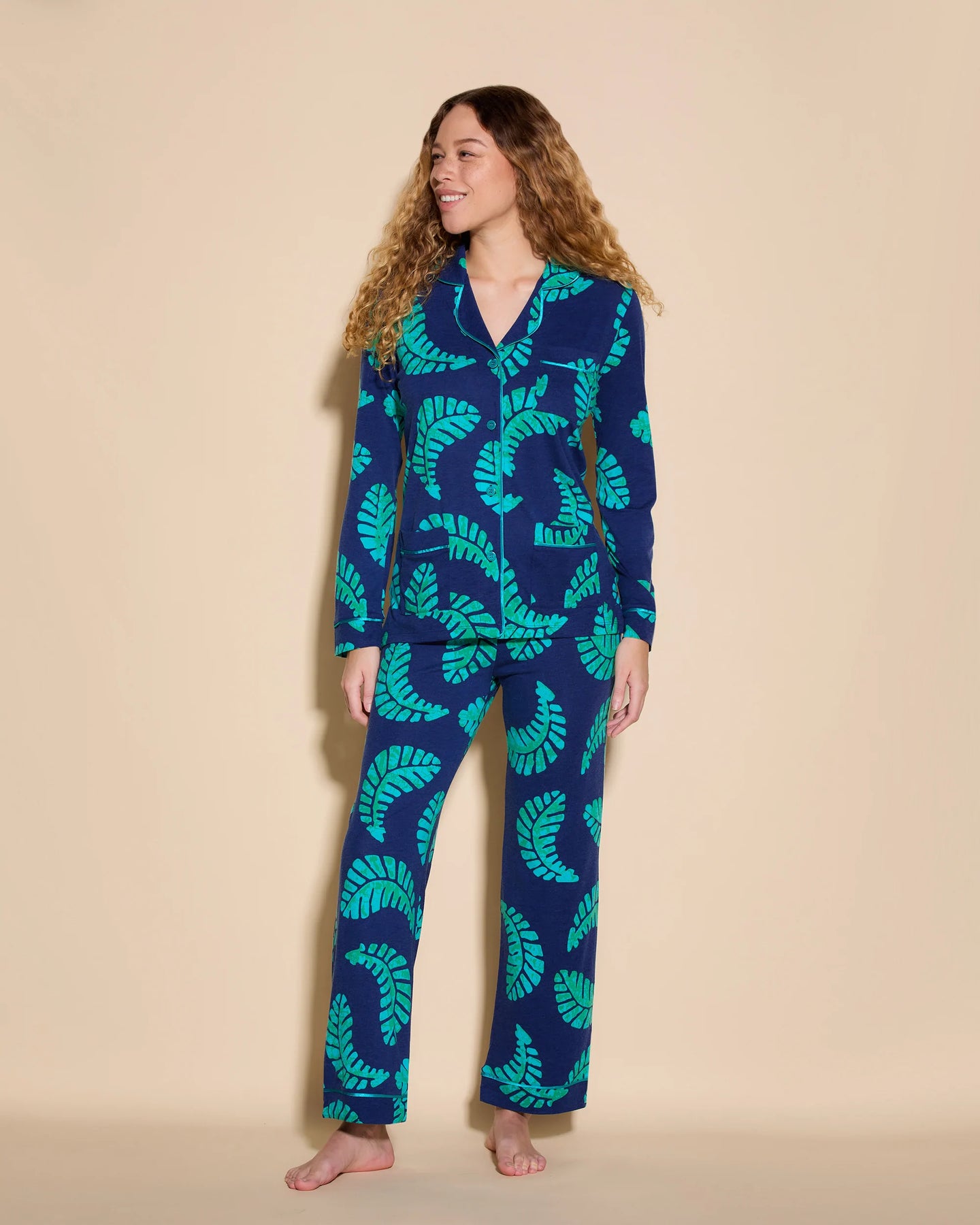 Bella Printed 3 Pockets Long Sleeve Top & Pant Pajama Set – We Fit Lingerie